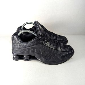 Nike Shox R4 Triple Black Men's US 8.5
